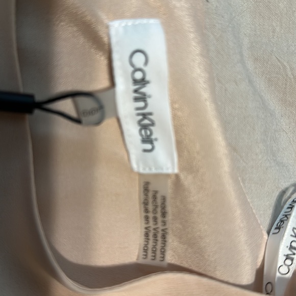 Pink Calvin Klein Blouse *NEW - Picture 2 of 3